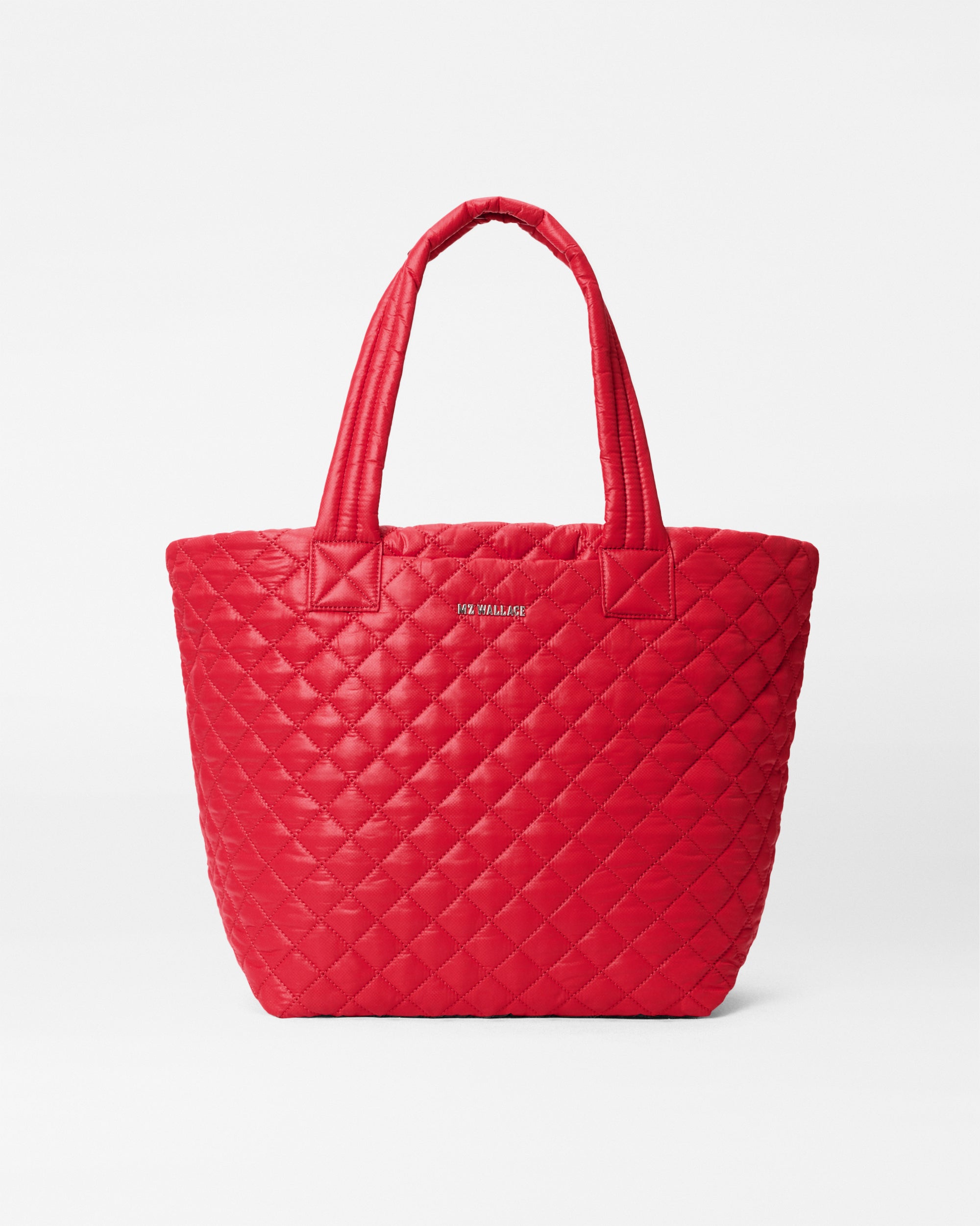 1260x1546_apple_medium_metro_tote_deluxe_A1_55cc5830-c662-4537-a479-f1fc9ae4bbcb