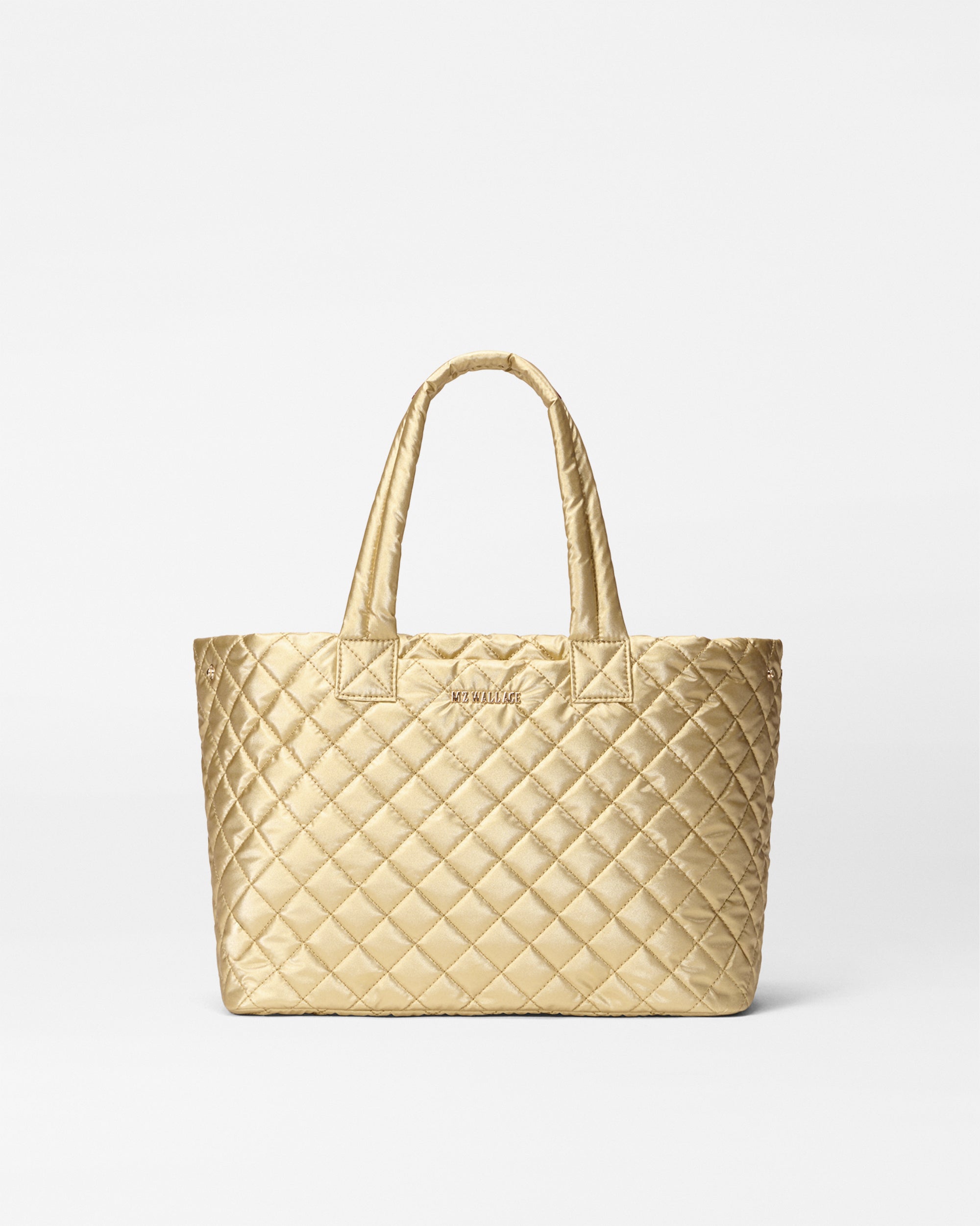 1731X2284_light_gold_pearl_medium_metro_city_tote_A1_e4593ae5-bd38-4c26-94c3-4c2d7dbd9b9a