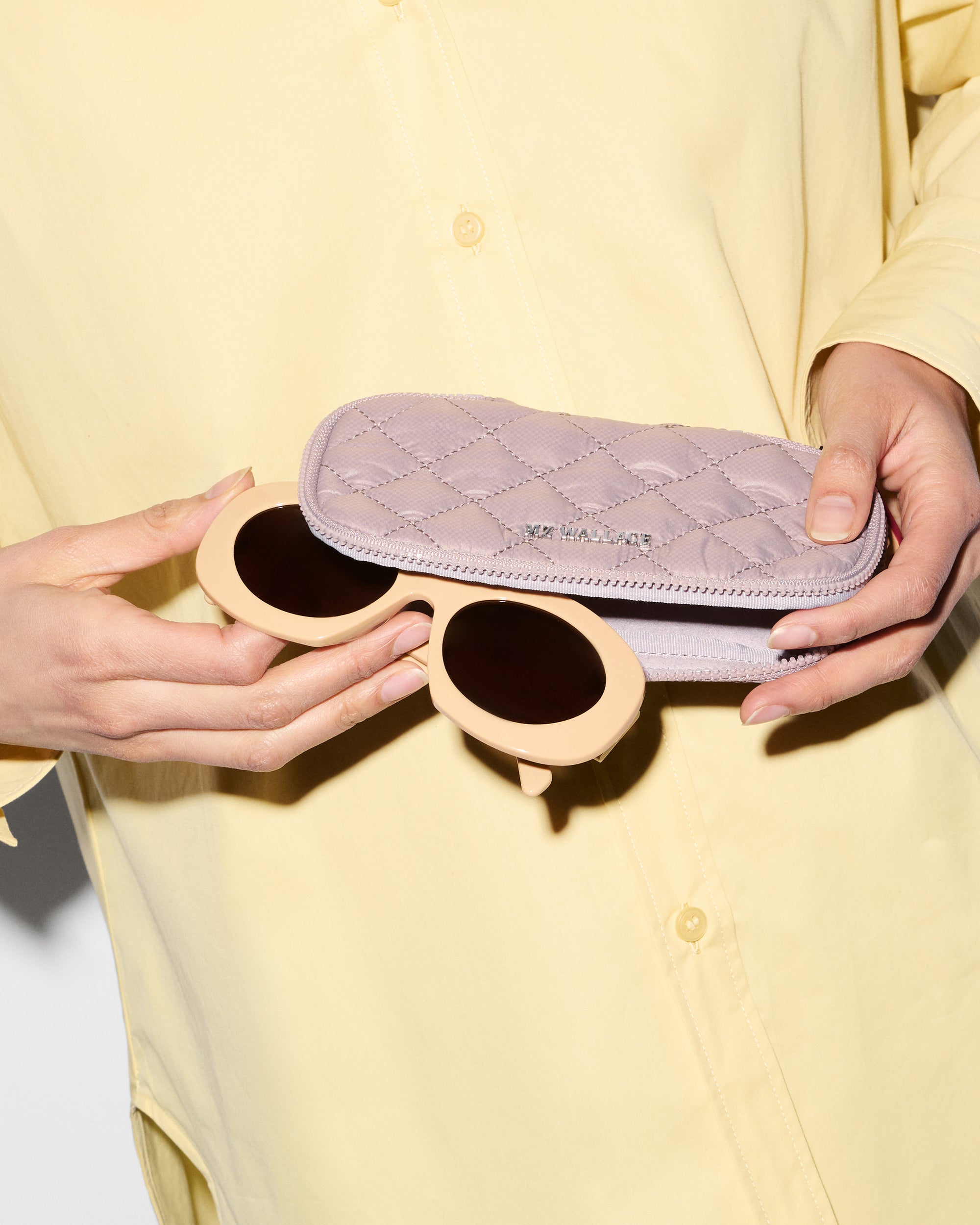 1740X2393_quail_metro_sunglass_case_A10_cb1668cc-5bb9-4eca-89f5-72f09ddc8c0a