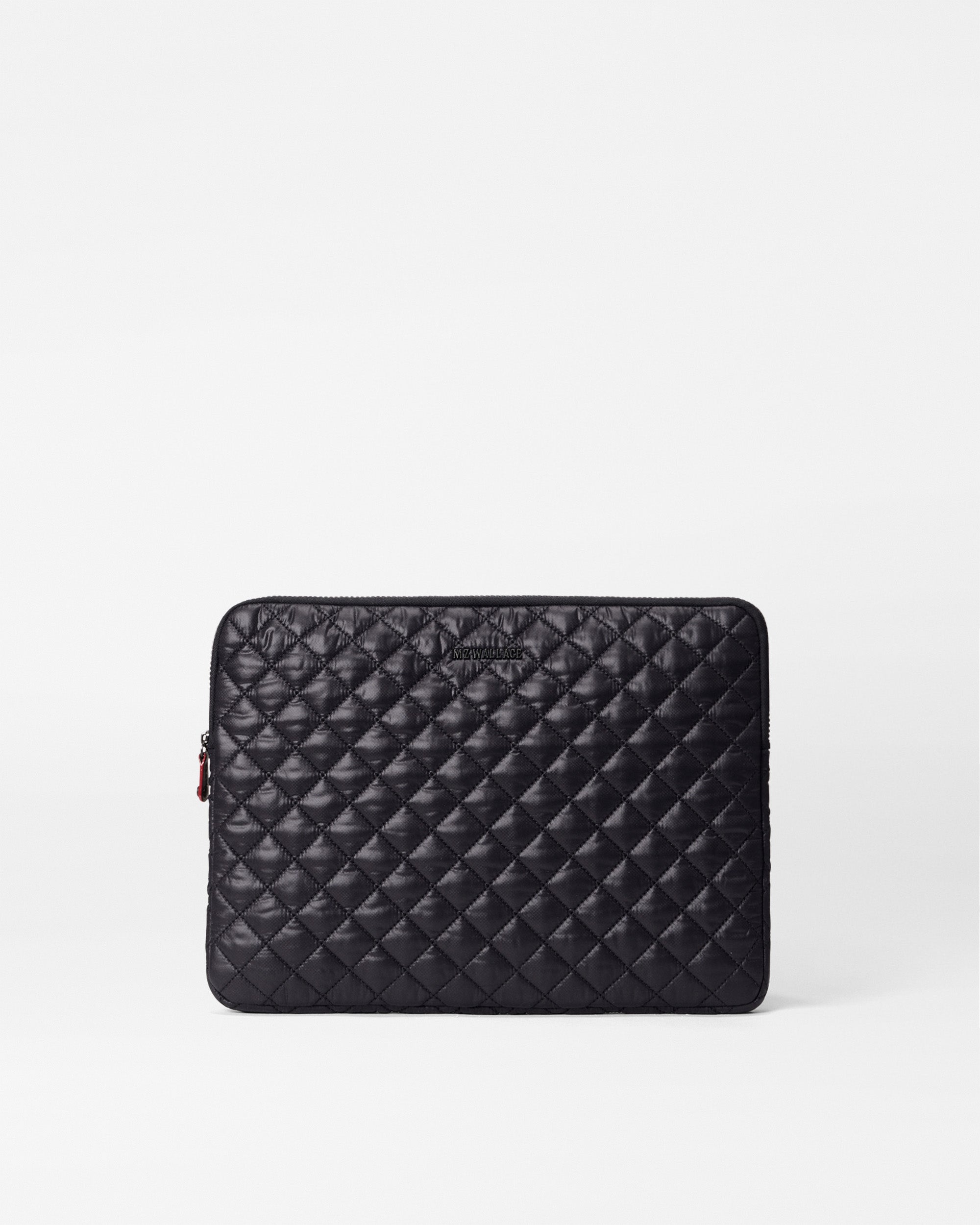 1833X1590_black_metro_simple_tech_cover_A1_4cba8a09-837a-4b16-93c6-f7730f151e4b