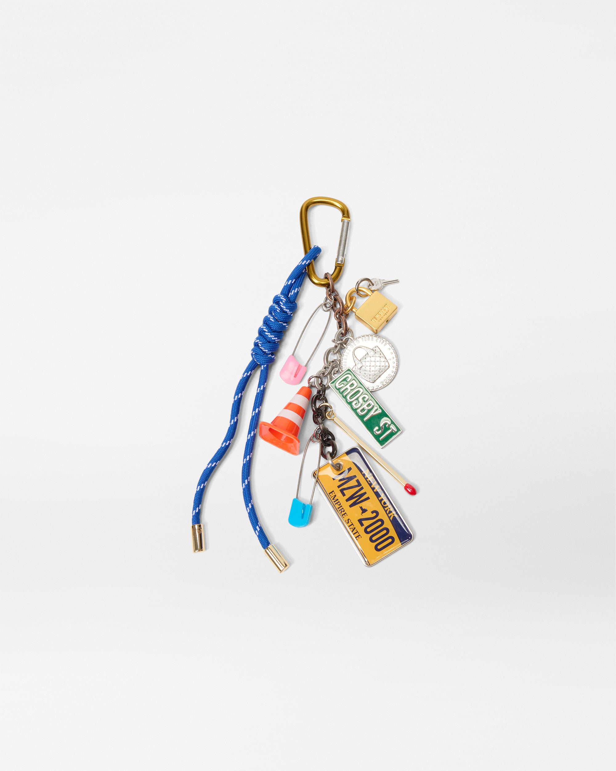 1838N2332_nyc_bag_charm_A1