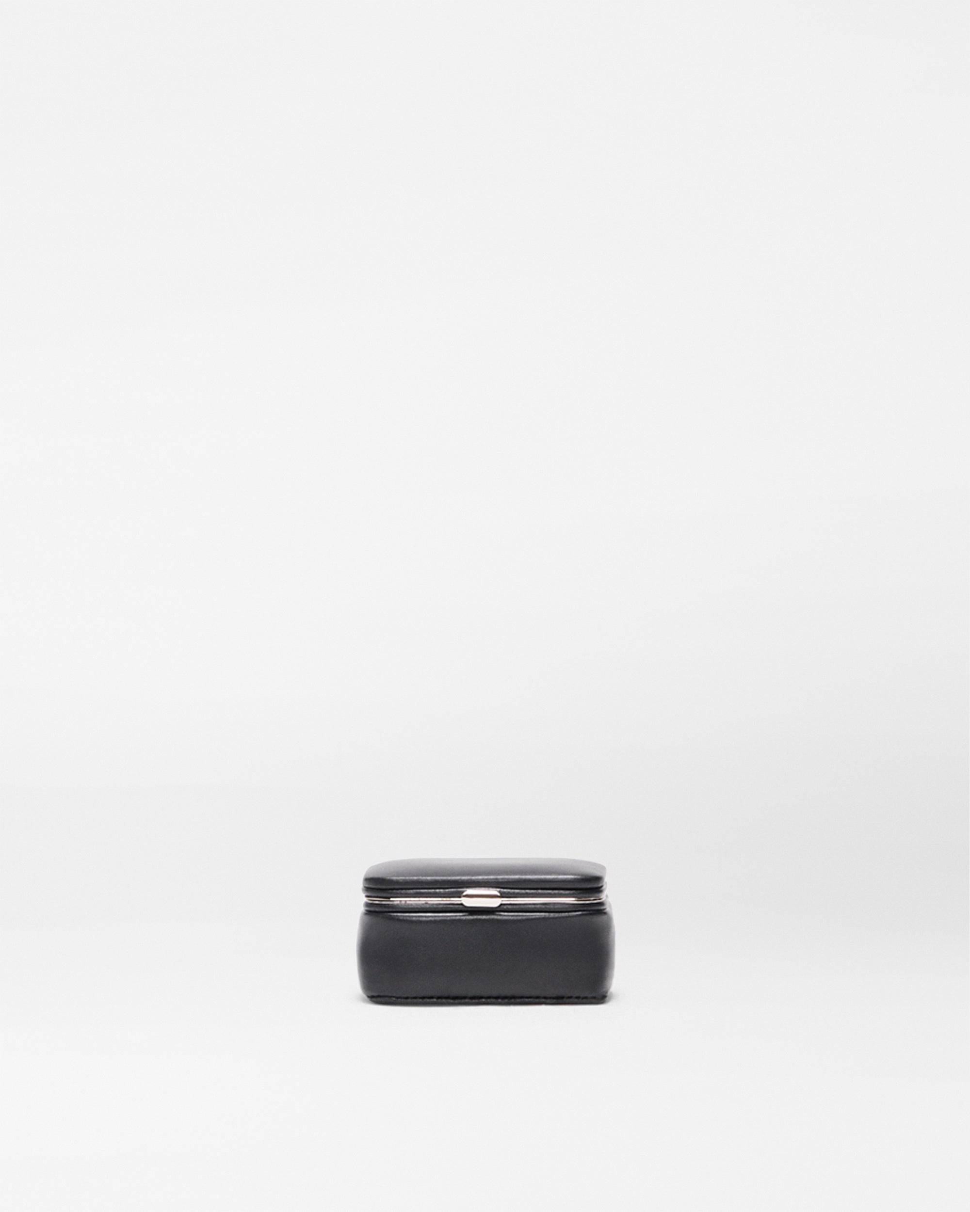 1920N1153_black_leather_mini_retro_frame_case_A1