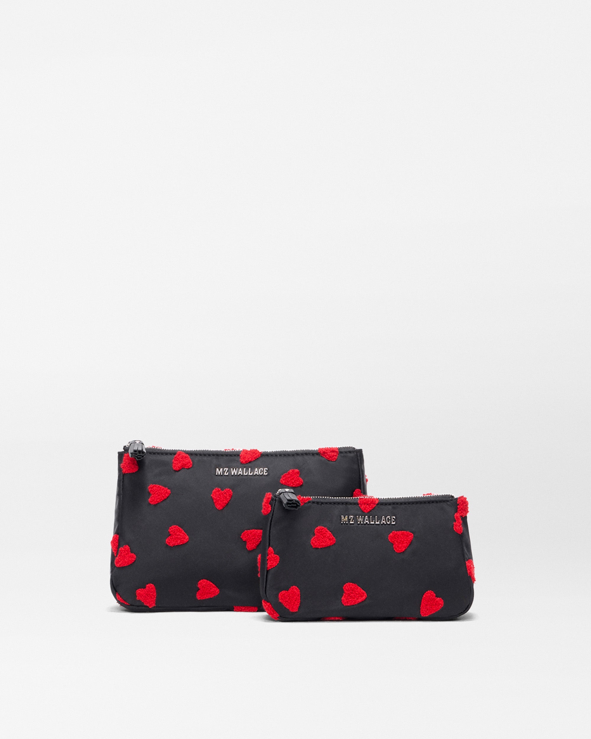 1933B2397_black_w_red_heart_flock_luna_cosmetic_bundle_A1