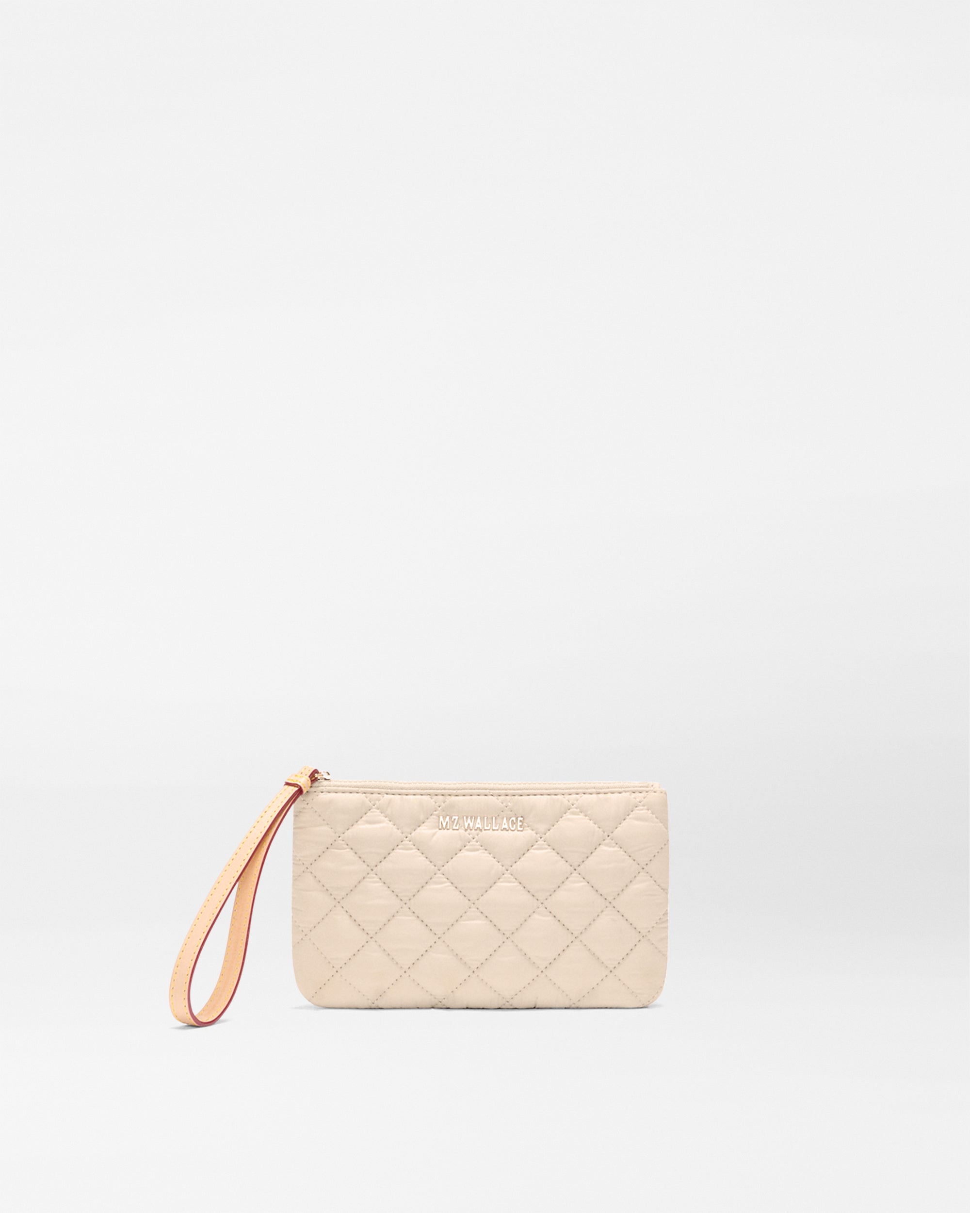 1937X1895_buff_flat_metro_wristlet_II_A1_d13edacc-17f7-433d-9d12-527af6b08a7d