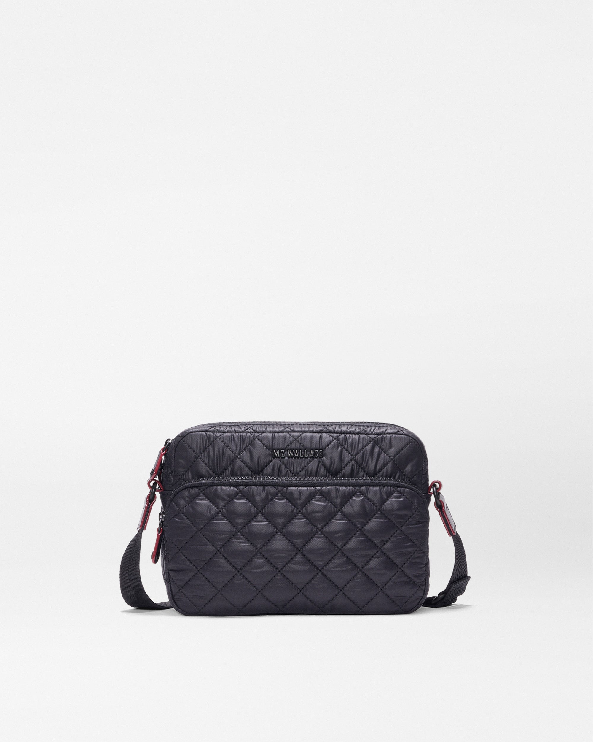 1950X1590_black_small_camera_bag_A1_f0640a73-72eb-4f9c-8c15-8ec2e3f785ce