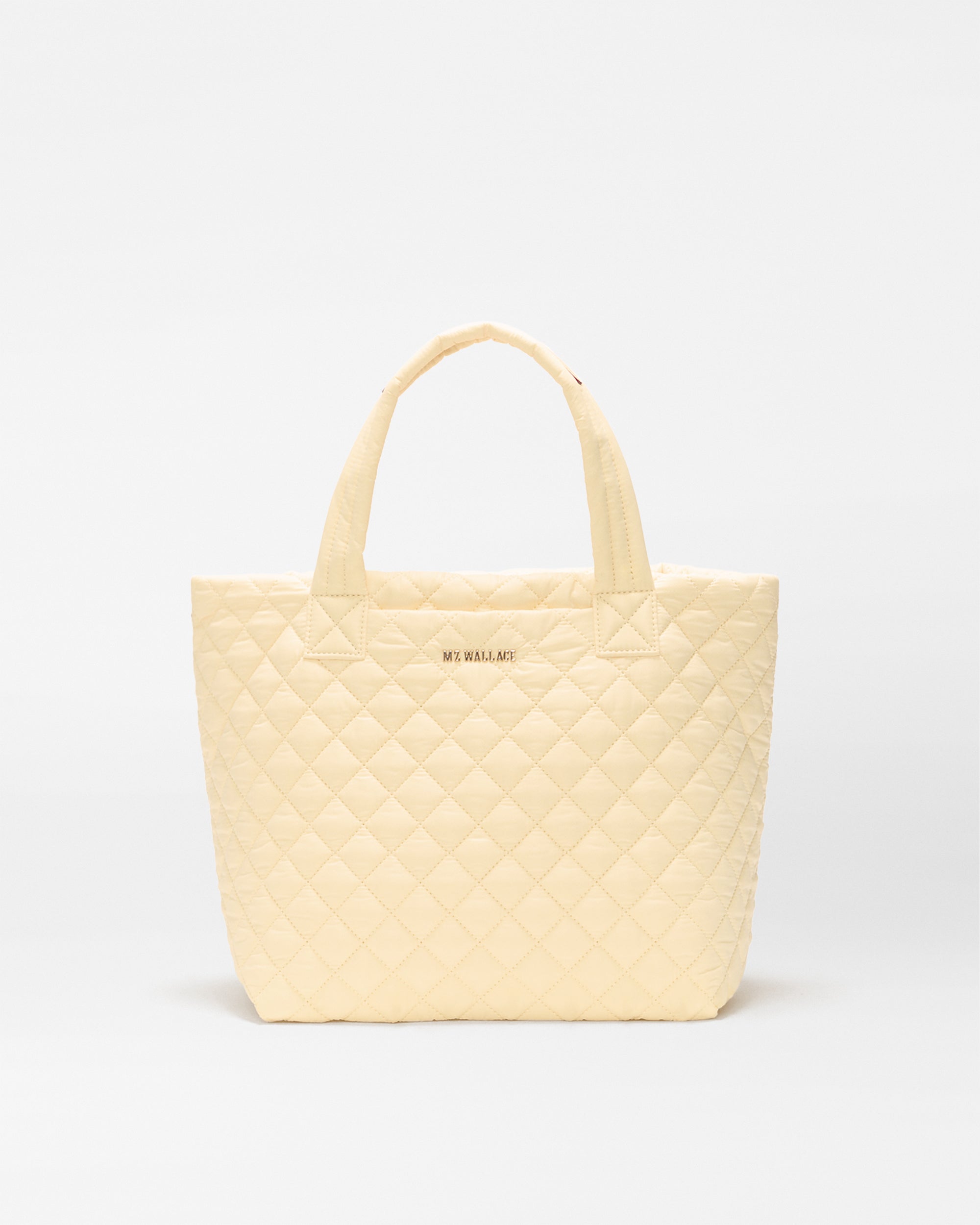 1963X2382_chamomile_small_metro_tote_deluxe_II_A1